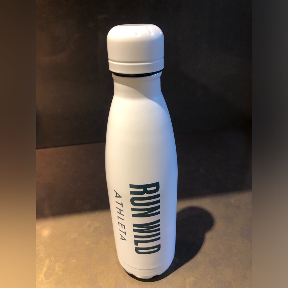 NEW Athleta Run Wild Water Bottle - 16oz
